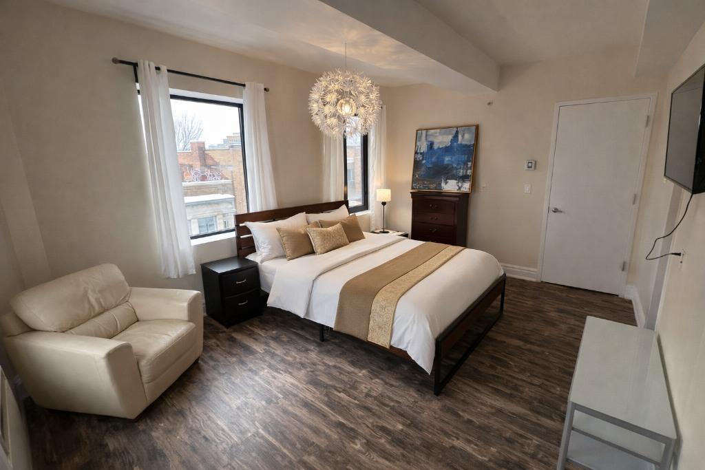 Condo tout meublé à ville-marie - Grand 4 et demi | 3211551