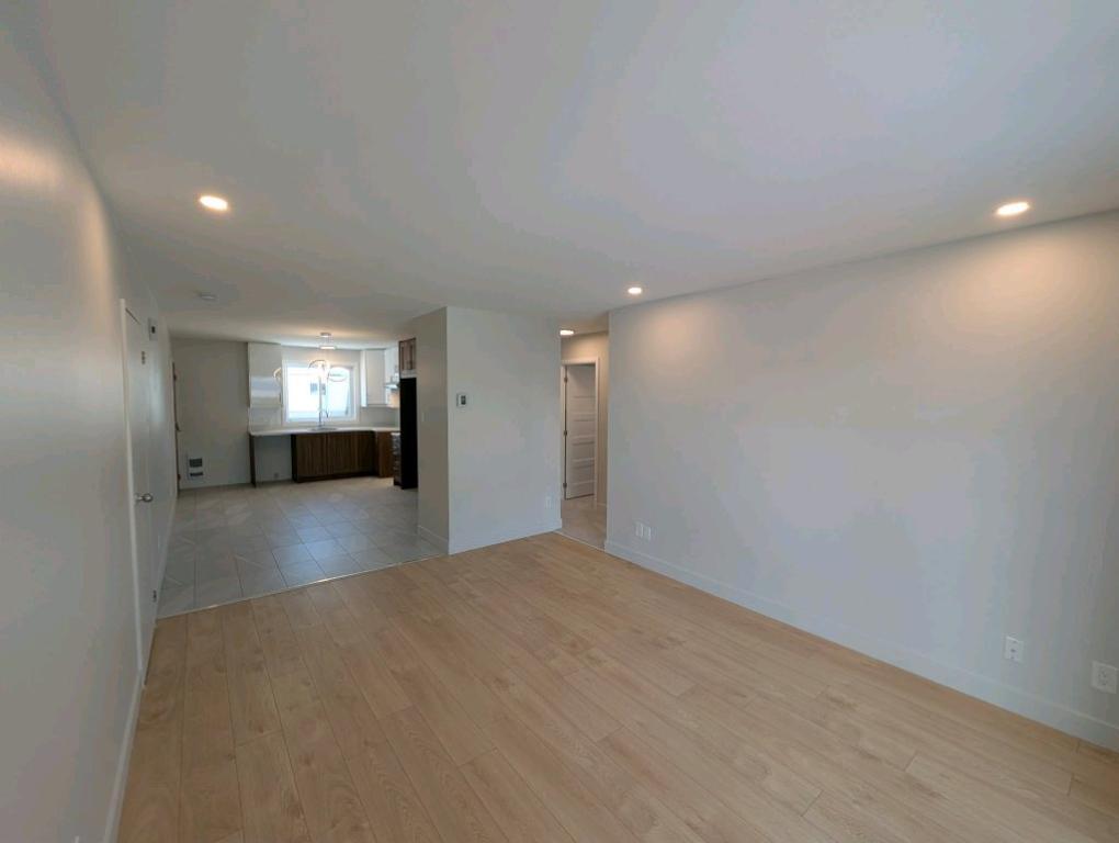 Trois-Rivières Ouest - Grand 4 1/2 sur Grenier***non fumeur***1er mois gratuit*** | 3211765