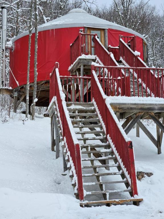 1 CH - 1 SDB - Saint-Honoré-de-Témiscouata - $1,275 /mo | 3212019