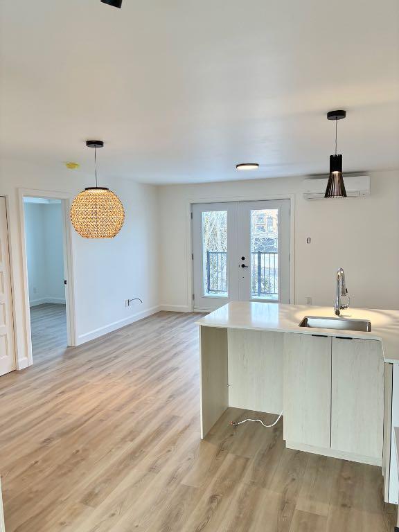 Superbe 4 ½ neuf au 3e étage à proximité de tout! | 3223800