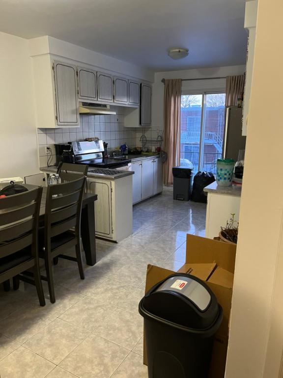 ST. LEONARD, BEAU GRANDE 4-1/2 A LOUER | 3212212