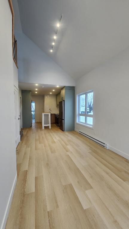 Superbe 4 ½ à Deux-Montagnes avec Mezzanine (secteur REM) | 3212415