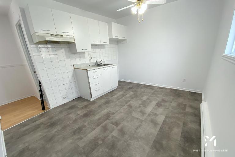 1 CH - 1 SDB - Lévis - $875 /mo | 3212774