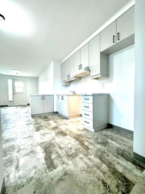 31/2 & 41/2 | 3212775