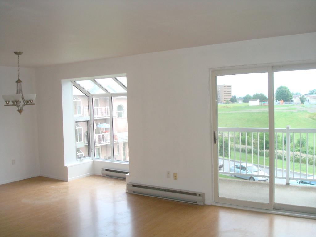 grand 4 1/2 avec verrière | 3212793