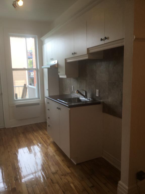 ROSEMENT PETITE PATRIE RUE DE NORMANVILLE MONTRÉAL | 3212797