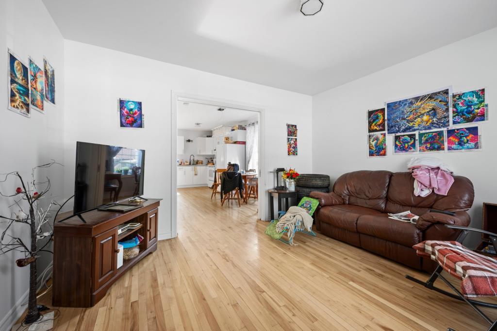 4 1/2 avec sous-sol dans bas de duplex au centre ville | 3212815