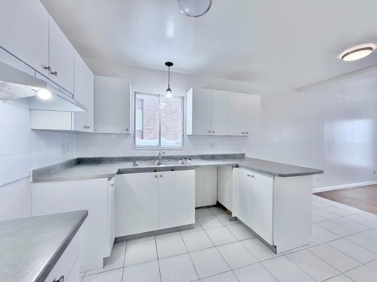 2 CH - 1 SDB - Montréal - $1,450 /mo | 3212818