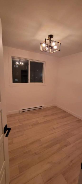 3 CH - 1 SDB - Québec - $1,487 /mo | 3231656