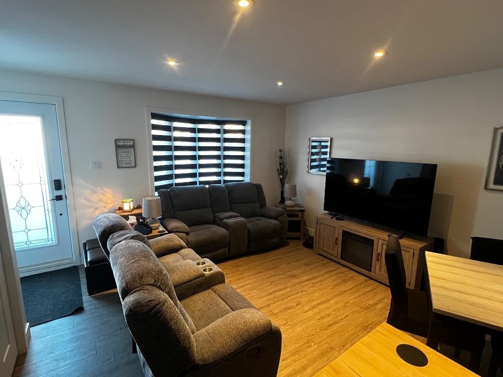 4 1/2 tranquille | 3212832