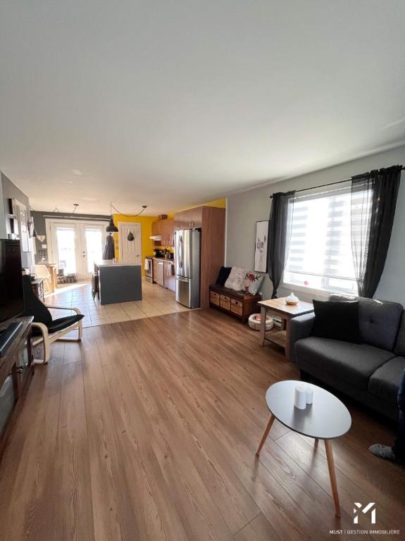 3 CH - 1 SDB - Québec - $1,850 /mo | 3224058