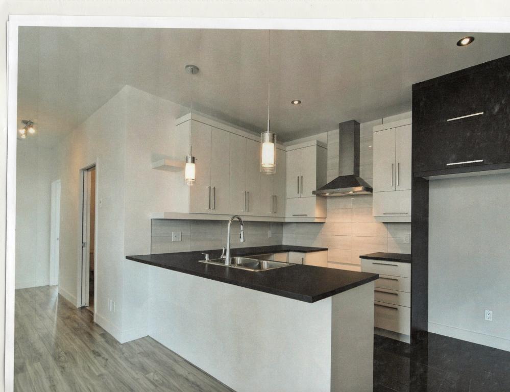 Condo haut de gamme à louer à Granby (Gestion Marc Breton) | 3212852