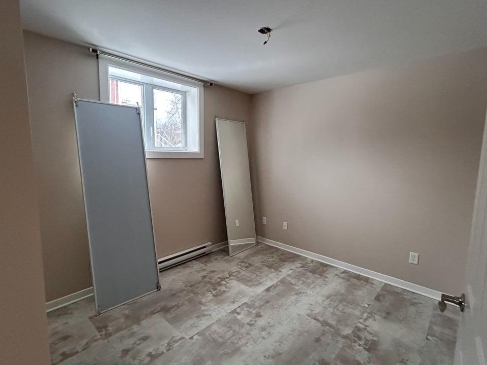 Bromont - Superbe 5 ½ entièrement rénové sur deux étages | 3212854