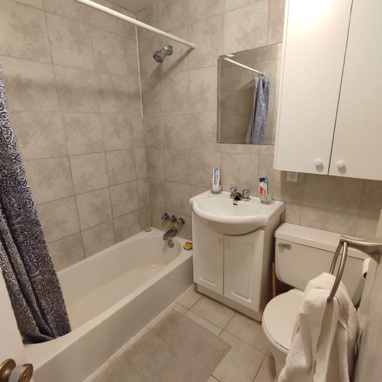 2 CH - 1 SDB - Québec - $1,050 /mo | 3225063