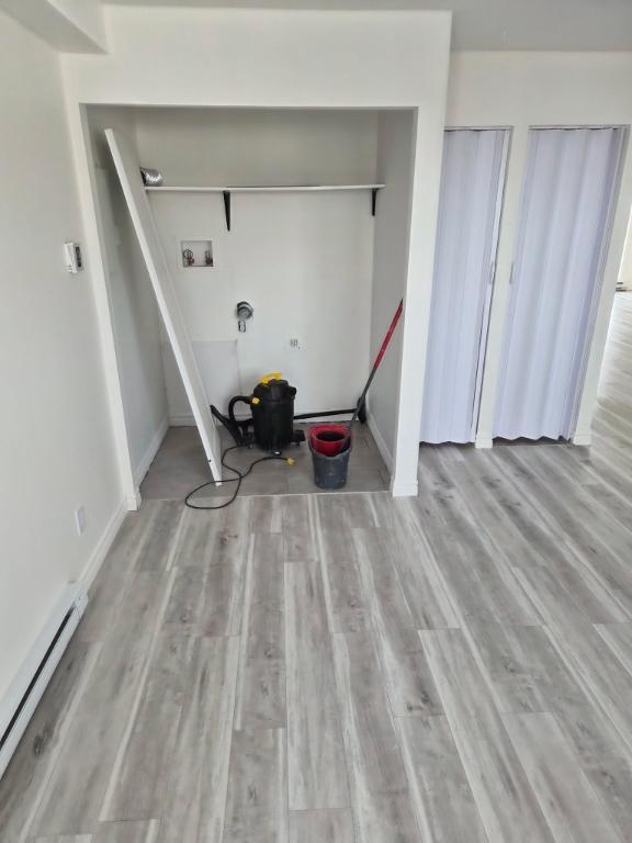 41/2 tou rénové , tout propre | 3212949