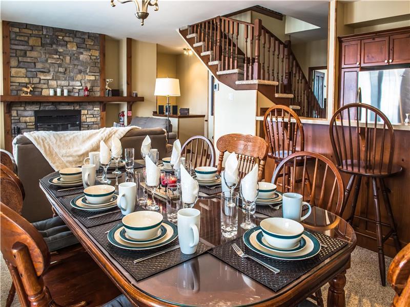 Cap Tremblant: Piscine, tennis, parc enfant | 3212989