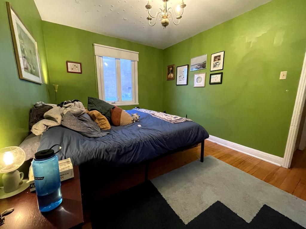 Grand 7½ lumineux avec jardin – Villeray – 10 min métro Jean-Talon – 1500 pi² | 3212992