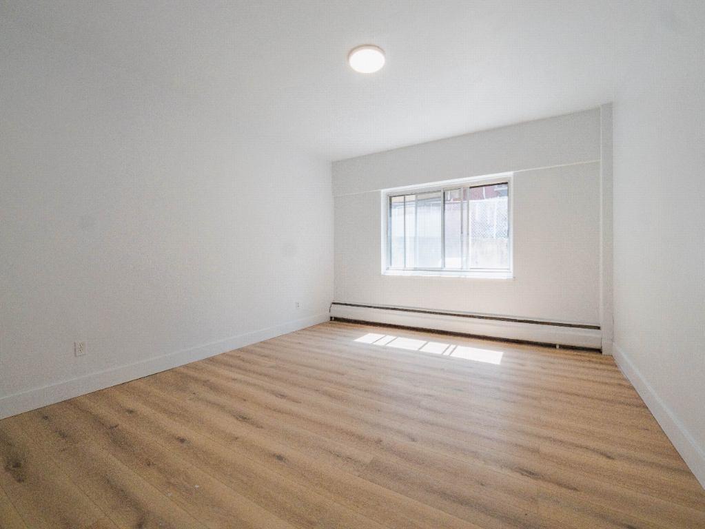 1 MOIS GRATUIT - 3 1/2 et 4 1/2 Côte-des-Neiges Frigo, poêle inclus - appartement / logement à louer Montreal | 3215181