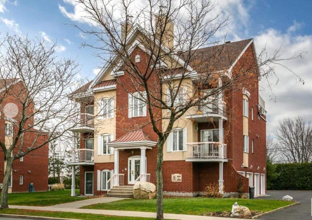 4 1/2 à louer à Mont Saint Hilaire | 3215240