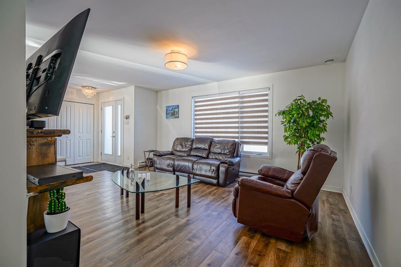 Sherbrooke – Rock Forest – Très beau et grand logement 4 1/2 style maison à louer | 3215386