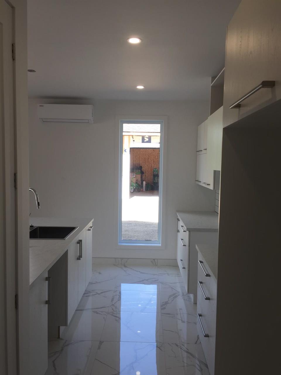 Trois-Rivières – Grand condo 4 1/2 luxueux à louer sur le bord du fleuve | 3215436