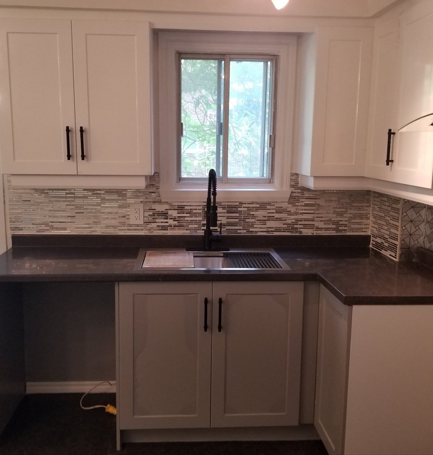 Longueuil – Super grand logement 5 1/2 à louer – Chauffé – Hydro-Québec compris – Rénové | 3215459