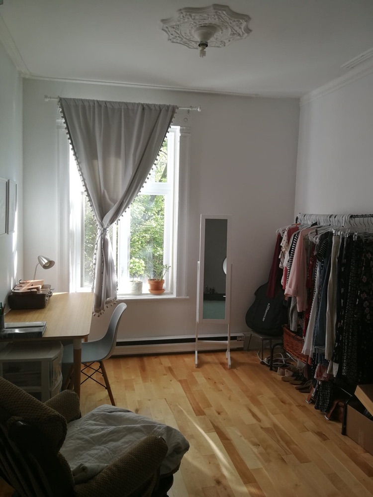 Montréal – Beau grand logement 4 1/2 à louer sur le Plateau | 3215536