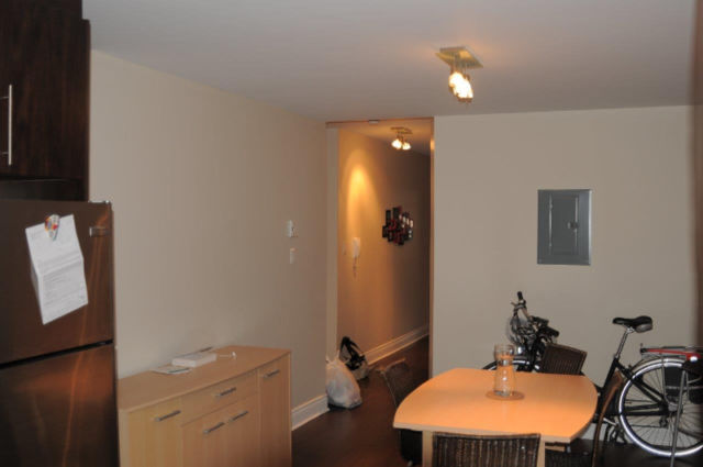 Montréal – Appartement 3 1/2 rénové à louer sur Queen-Mary | 3215549