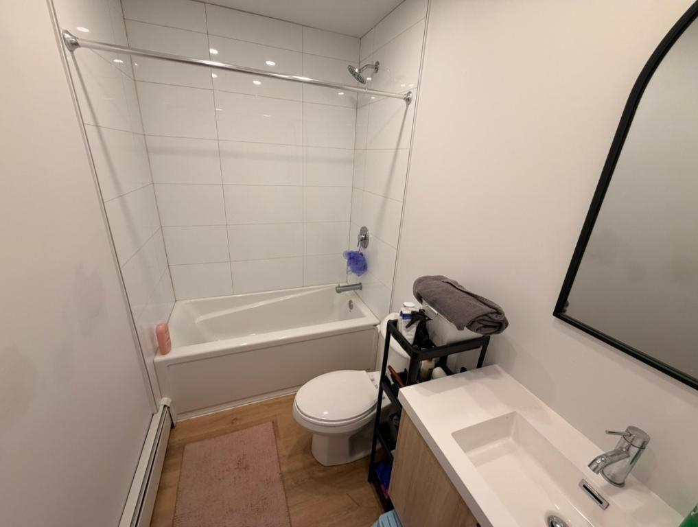 Magnifique 2 1/2 rénové | 3215630