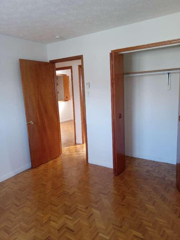 5 1\2 rue Bowen Sherbrooke 960$ | 3215634