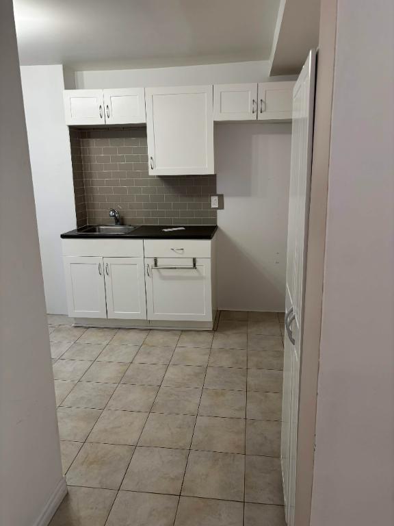 4 1/2, Mercier Hochelaga, Disponible 1e Mars | 3215646