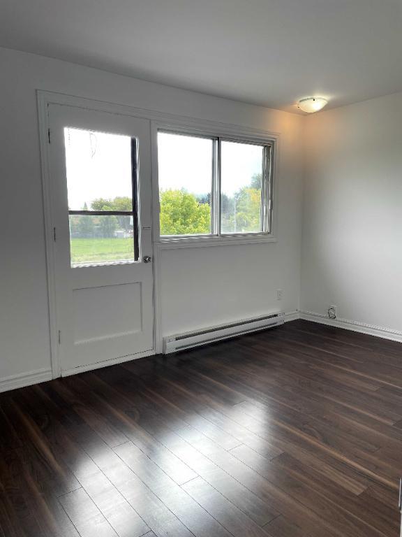 4 1/2 À LOUER, POINTE AUX TREMBLES, 1ER AVRIL | 3215662