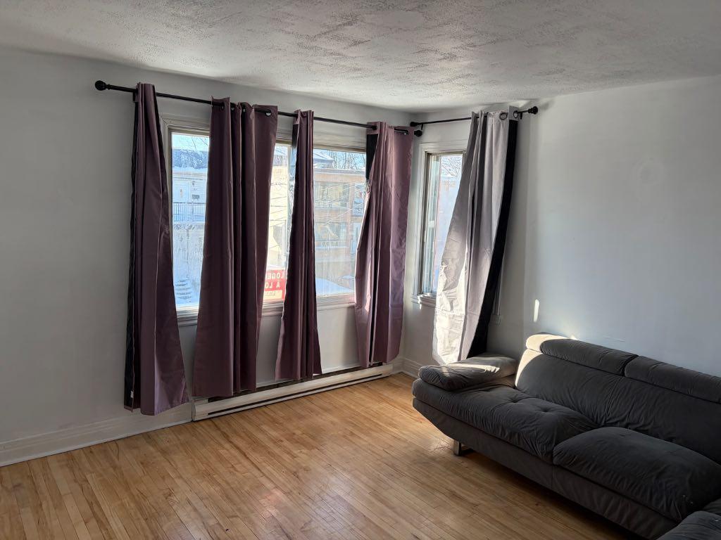 4 1/2 Laval , qc | 3215688