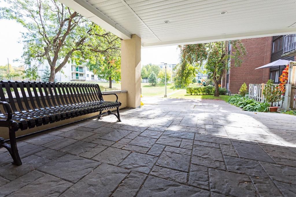 Jardin sur le Parc | Appartements 5 ½ à louer | 3 bedrooms 1 bathroom for rent - à côté du Parc de l’Île Ménard | 3215712