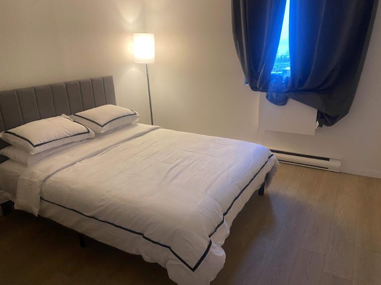 2 CH - 2 SDB - Longueuil - $1,765 /mo | 3215730