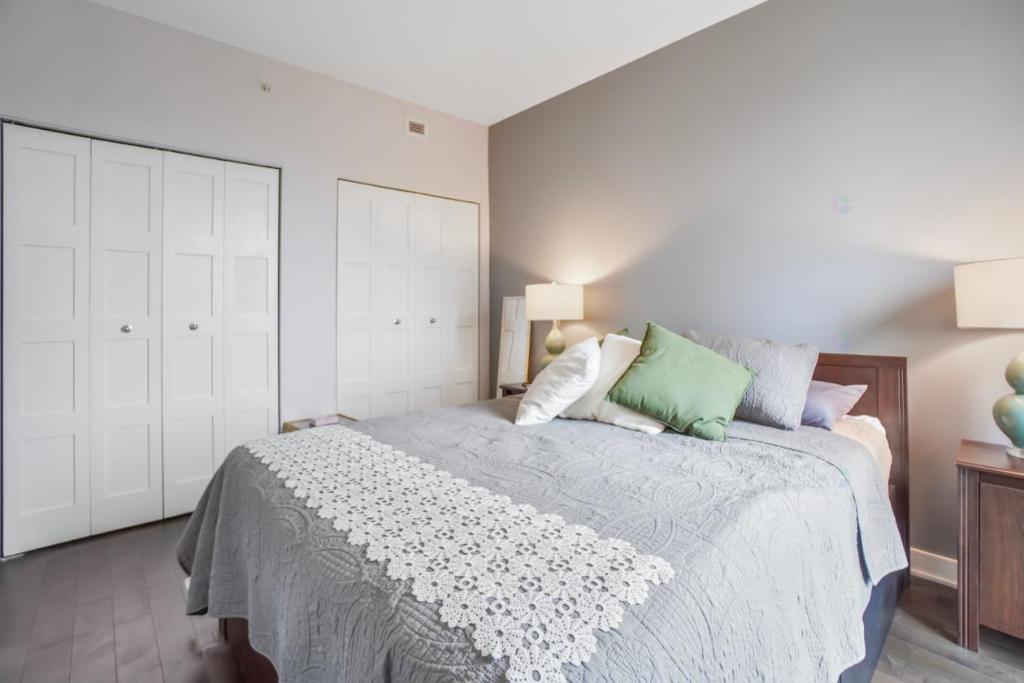 3 1/2 + Den - REM | 3215734