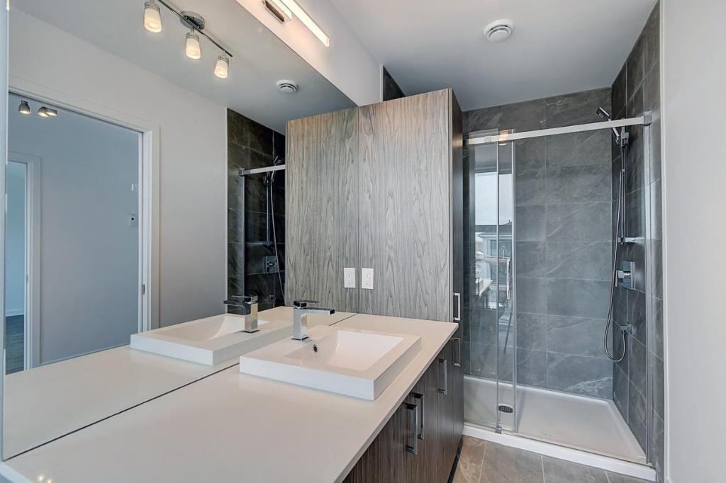 4 1/2 deux chambres et deux salles de bain | 3215741