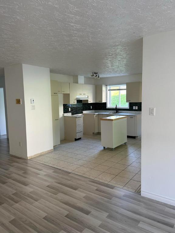 JUILLET 61/2 STYLE CONDO SECTEUR UNIVERSITÉ | 3215773