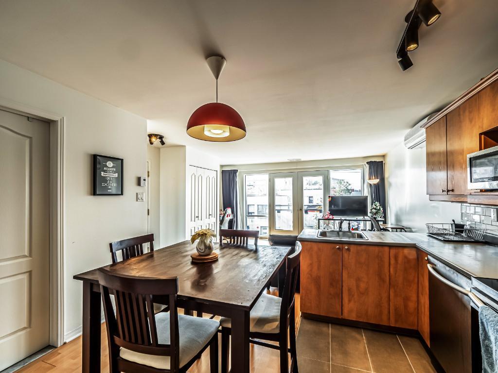 3 1/2 meublé, WIFI et Hydro inclus à 5 min du métro Rosemont | 3215781