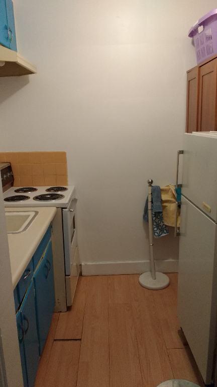1 1/2 (620$/mois), à louer, PARC MYRAND, 2 pas Univ. Laval et CEGEP, près de tout service, AUBAINE, Tranquillité absolue | 3215798