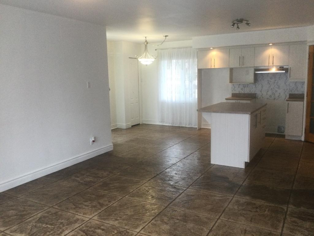 51/2 À LOUER DANS DUPLEX REZ DE CHAUSSÉE MAGOG 1/7/2026 | 3215810