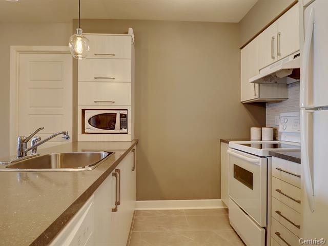 3 1/2 MEUBLÉ ÉQUIPÉ AU REZ-DE-CHAUSSÉE- TT INCLUS- PISCINE 1/8/2026 | 3215829