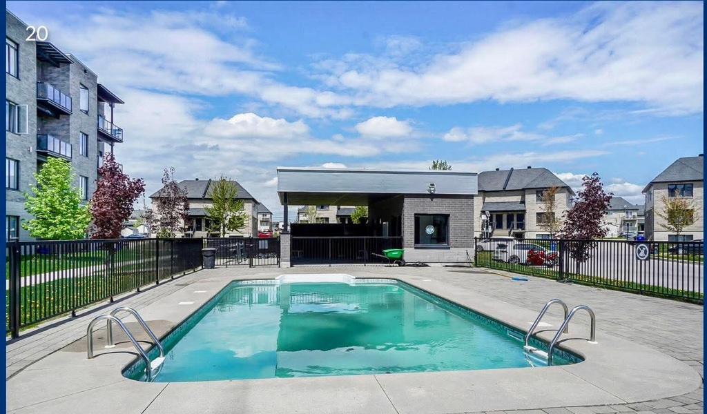 Superbe grand 3 1/2 Style Condo (Disponible immédiatement) | 3215832