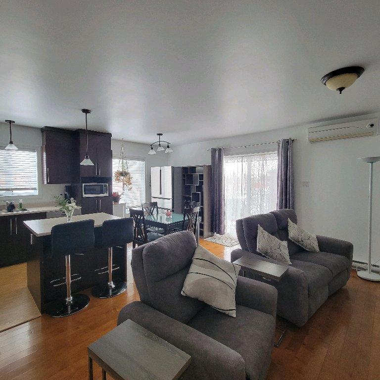 Appartement-condo en location-ascenseur | 3215833