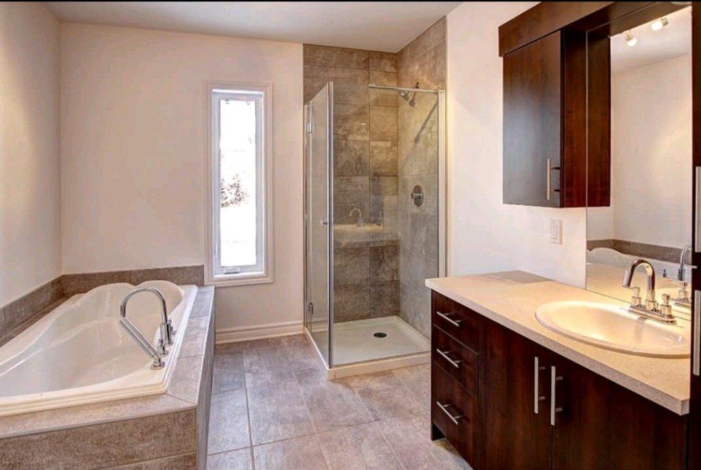 Appartement-condo en location-ascenseur | 3215833