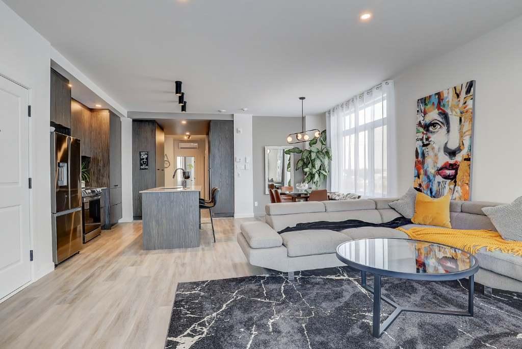 Appartement 5 ½ + (Style Condo) sur deux étages - Quartier Équestre Sherbrooke | 3215839