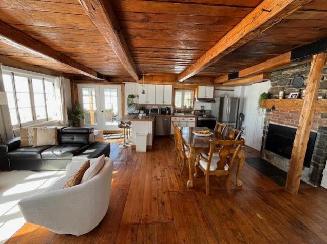 Maison à louer, Ste-Pétronille, île d'Orléans, ville de Québec | 3220274