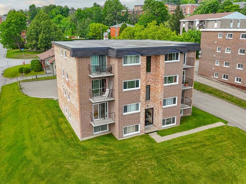 GRAND 3½ |INTERNET-CHAUFFAGE-EAU CHAUDE | 3215865