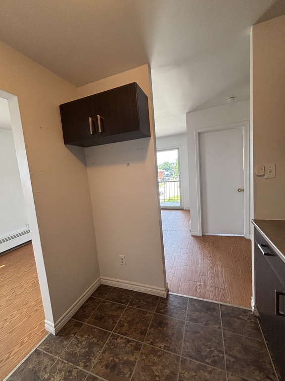 GRAND 3½ |INTERNET-CHAUFFAGE-EAU CHAUDE | 3215865