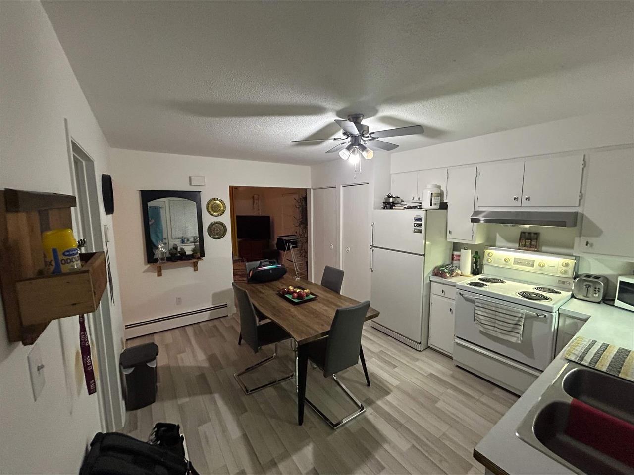2 CH - 1 SDB - Windsor - $950 /mo | 3215876